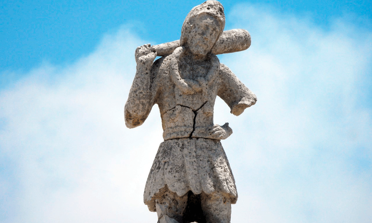El guardián de Sisal: una escultura que cobra vida en Yucatán